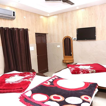אמריצר Swagat Hotel מראה חיצוני תמונה