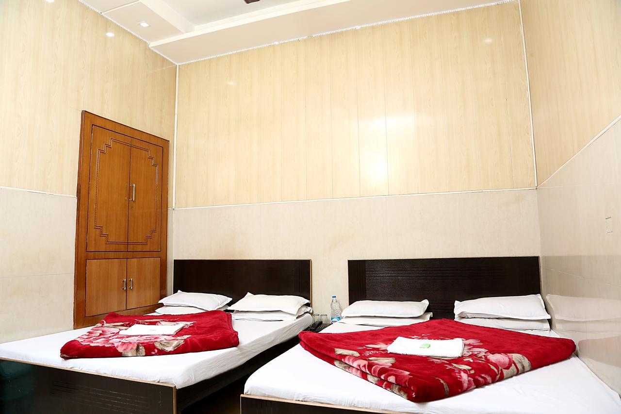 אמריצר Swagat Hotel מראה חיצוני תמונה